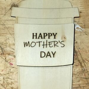 Wooden Mother's Day Gift Card Holder